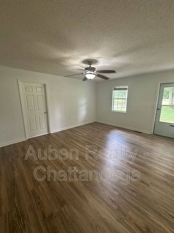 House for rent at 6250 W Highway 136, Chickamauga, GA 30707