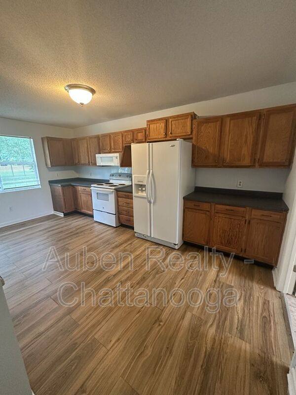 House for rent at 6250 W Highway 136, Chickamauga, GA 30707
