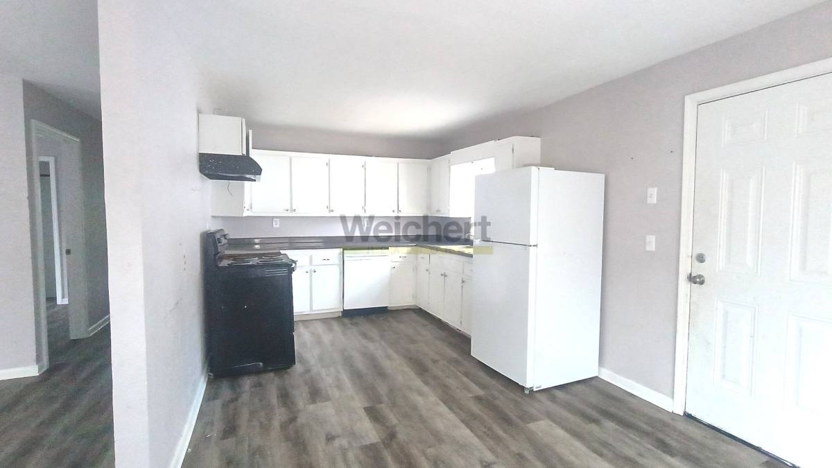 House for rent at 529 E Lake St, Paragould, AR 72450