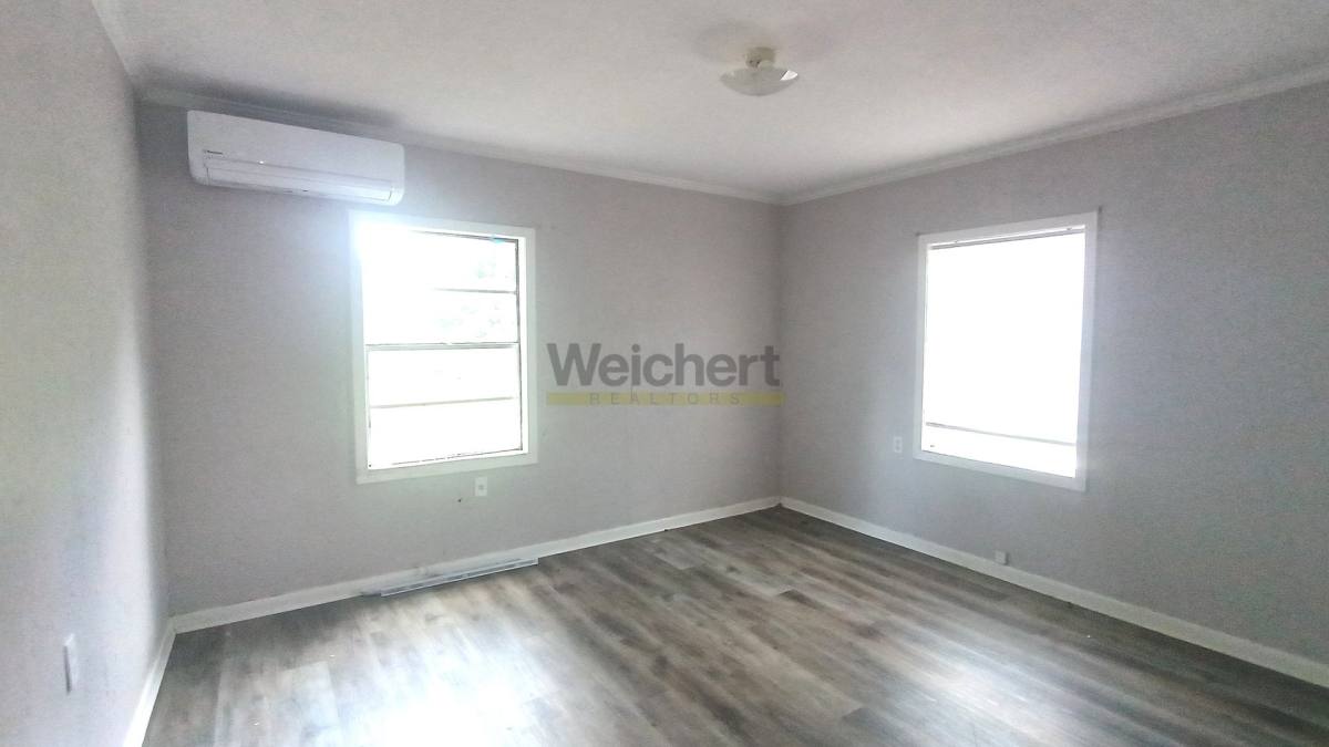 House for rent at 529 E Lake St, Paragould, AR 72450