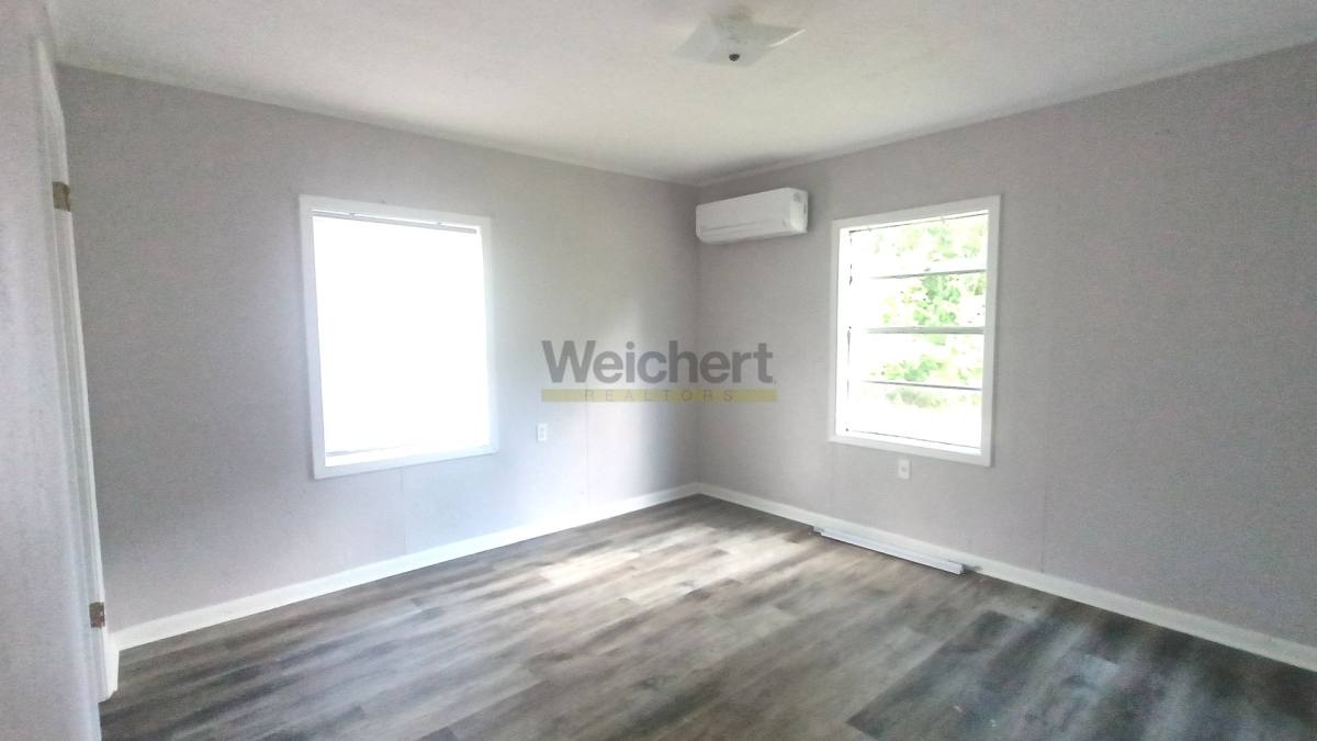 House for rent at 529 E Lake St, Paragould, AR 72450