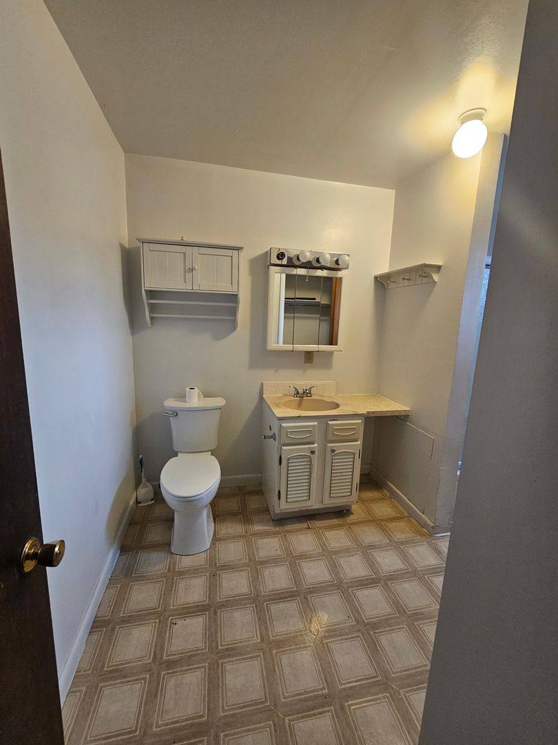 Apartment for rent at 221 N Henry Ave, Butte, MT 59701