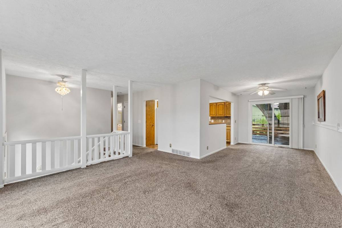 House for rent at 2722 N 120 Ave, Omaha, NE 68164