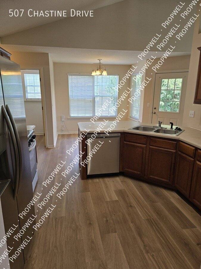 House for rent at 507 Chastine Dr, Spartanburg, SC 29301