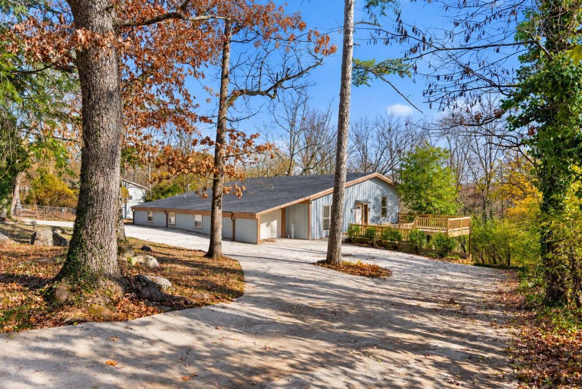 House for rent at 940 Signal Rd, Signal Mountain, TN 37377