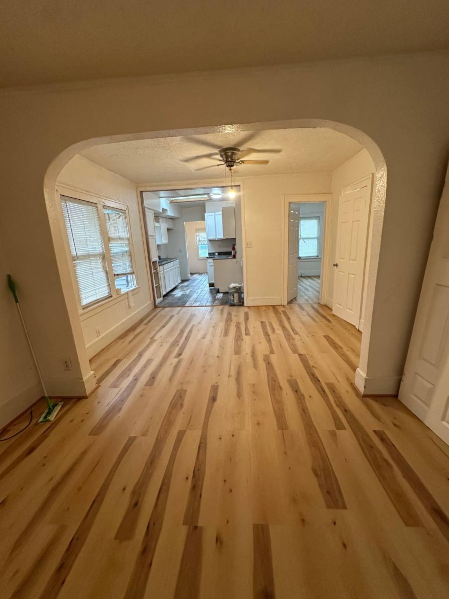 House for rent at 2315 N Ellis St, Peoria, IL 61604