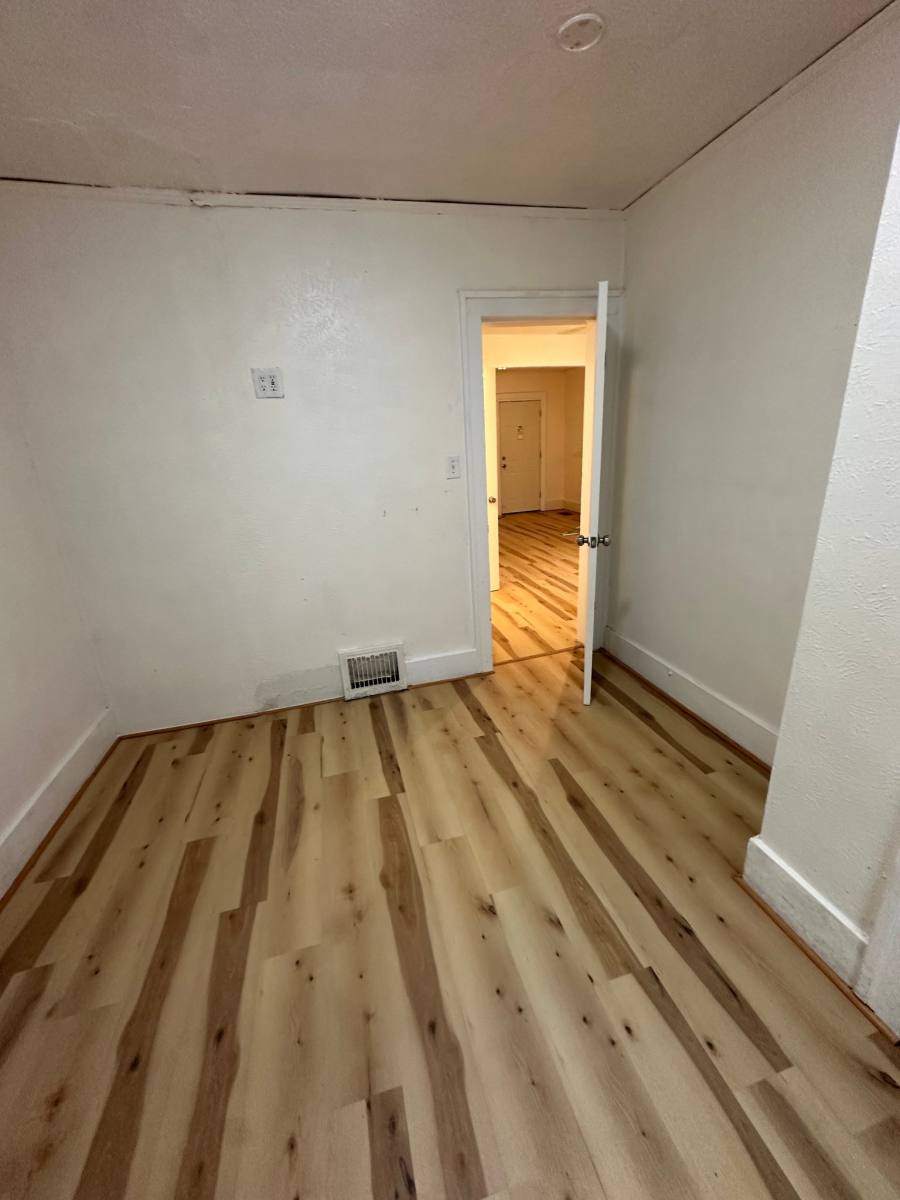 House for rent at 2315 N Ellis St, Peoria, IL 61604