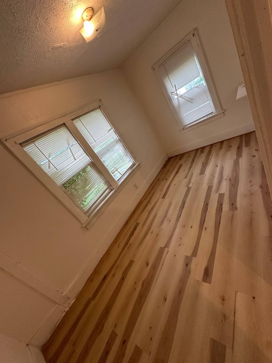 House for rent at 2315 N Ellis St, Peoria, IL 61604