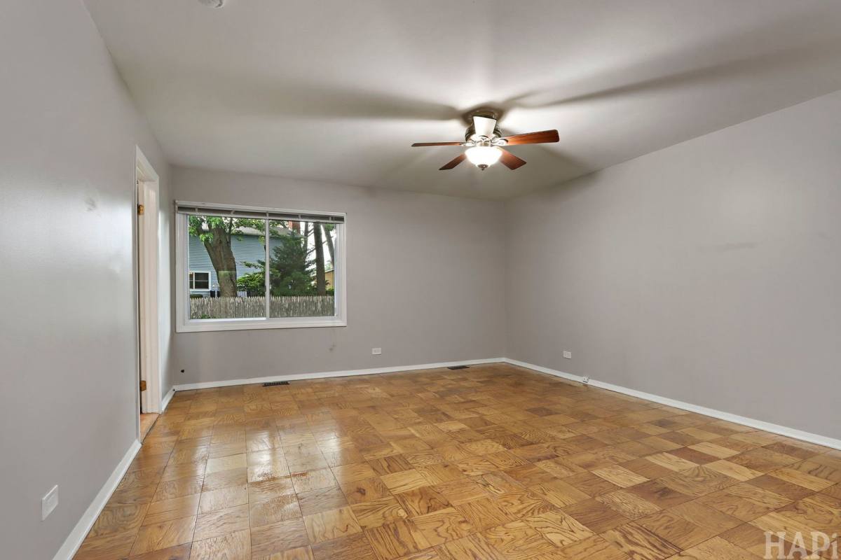 House for rent at 1540, N Pepper Tree Dr, Palatine, IL 60067