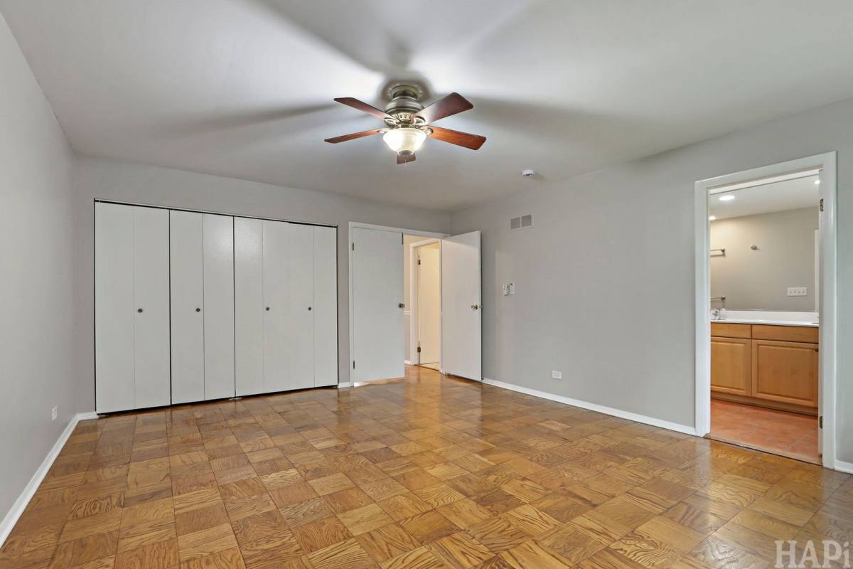 House for rent at 1540, N Pepper Tree Dr, Palatine, IL 60067