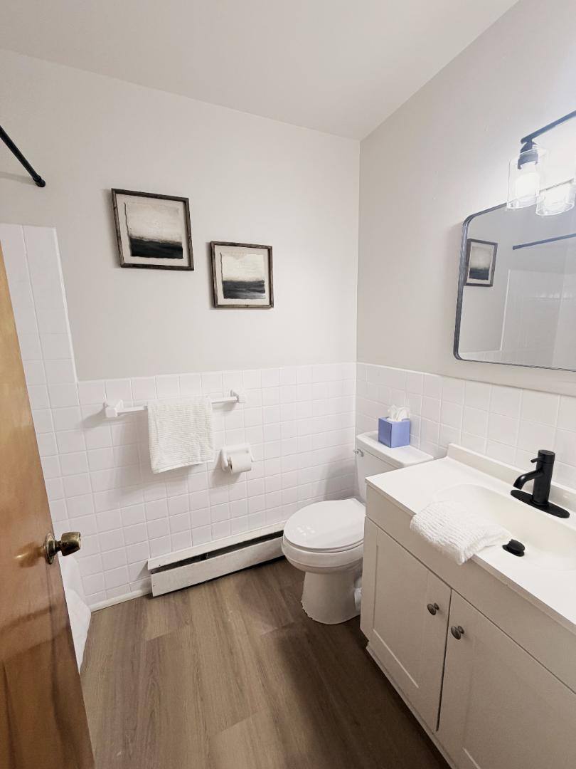 Apartment for rent at 4401 N Grand River Ave #8, Lansing, MI 48906
