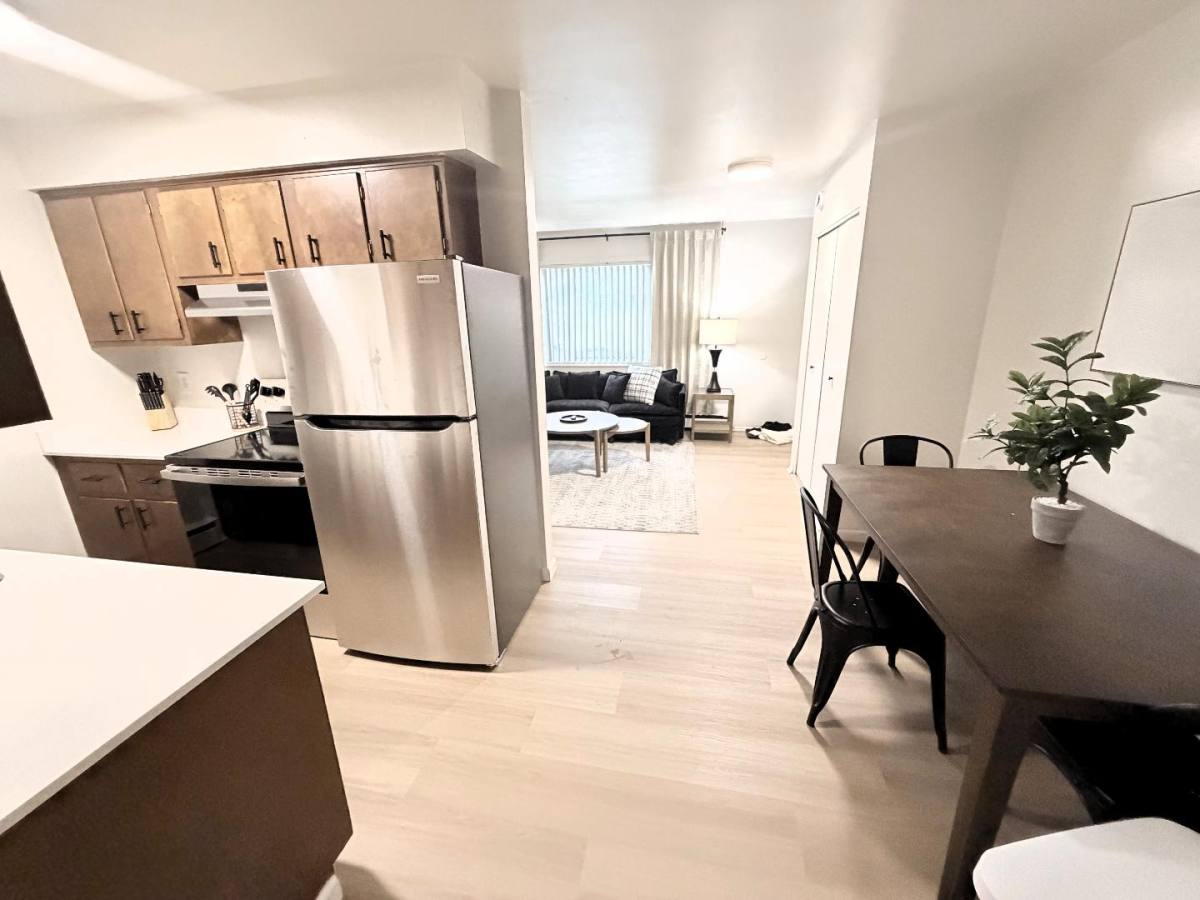 Apartment for rent at 4401 N Grand River Ave #8, Lansing, MI 48906