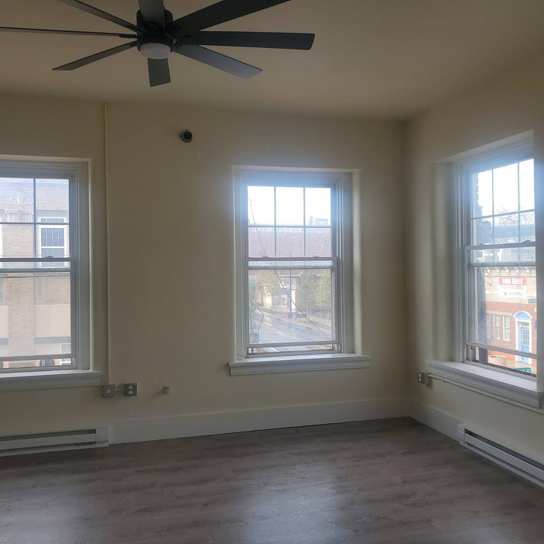 Apartment for rent at 1302 Central Ave #4, Middletown, OH 45044