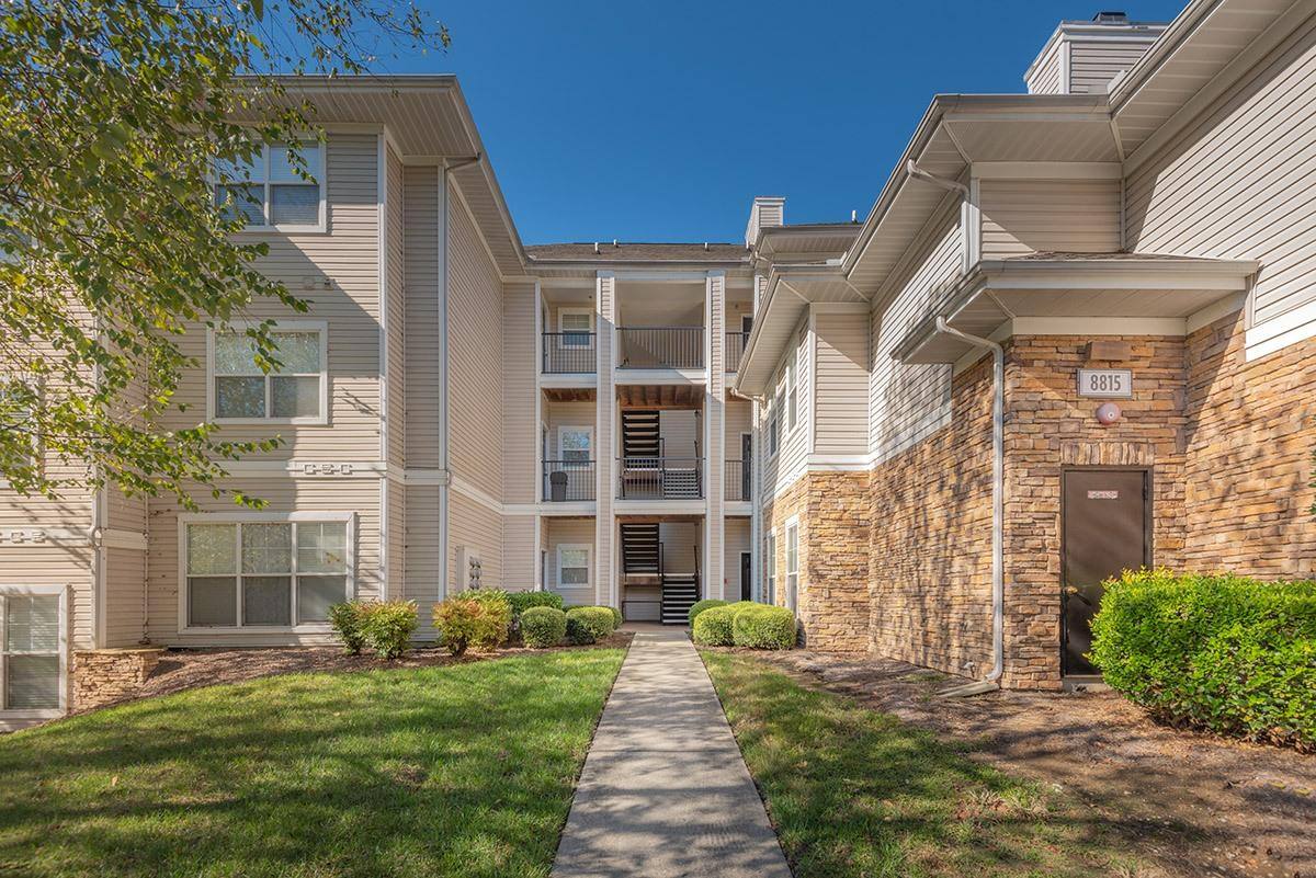 Apartment for rent at Stone Ridge, 8945 Camden Creek Lane #303, Charlotte, NC 28273