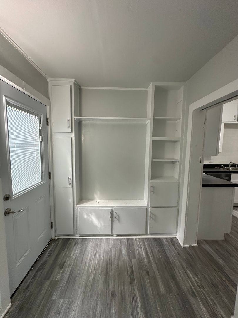 House for rent at 1547 32nd St NE, Cedar Rapids, IA 52402