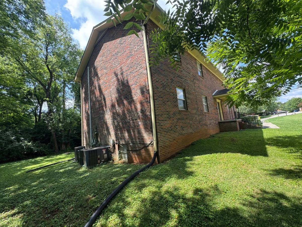 Apartment for rent at 212 S David Lane, Knoxville, TN 37922