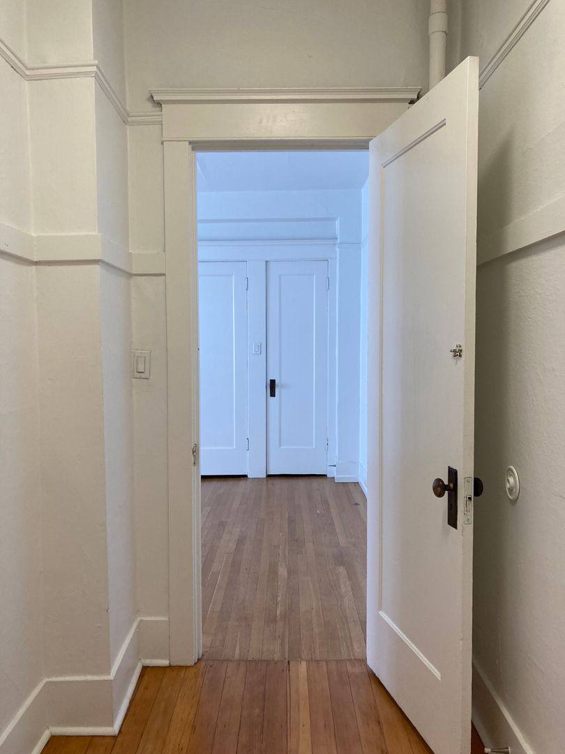 Virginian, 2014 4th Ave, Seattle, WA 98121 - Apartment for Rent - Image 10