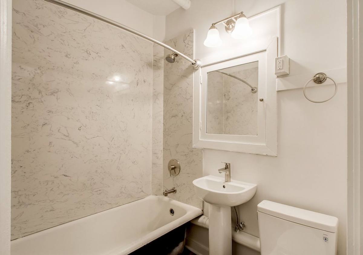 Virginian, 2014 4th Ave, Seattle, WA 98121 - Apartment for Rent - Image 18