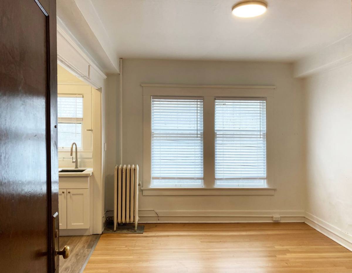Virginian, 2014 4th Ave, Seattle, WA 98121 - Apartment for Rent - Image 3
