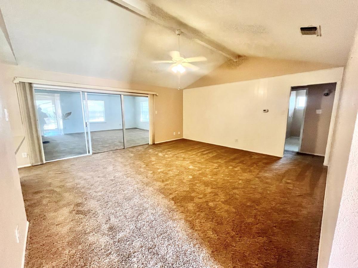House for rent at 1811 Redwood St, Arlington, TX 76014
