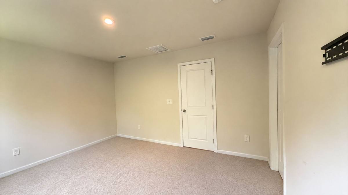 House for rent at 2044 Petersen Way, Suffolk, VA 23434