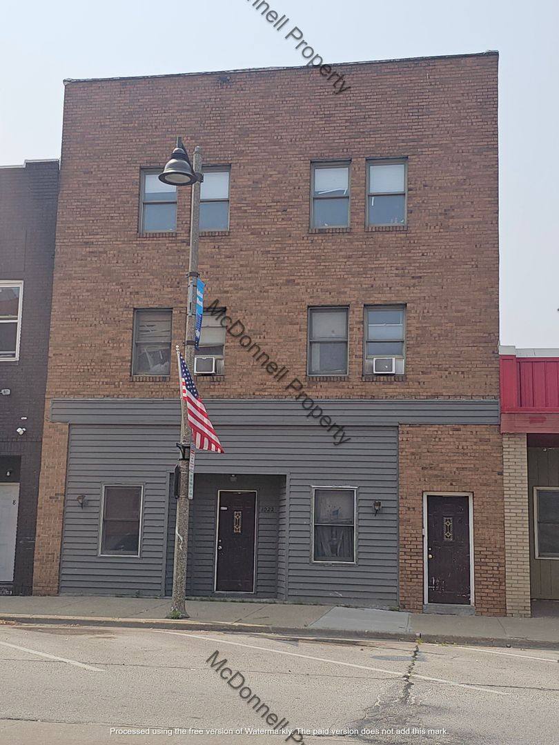 Apartment for rent at 1022 15th Ave, East Moline, IL 61244