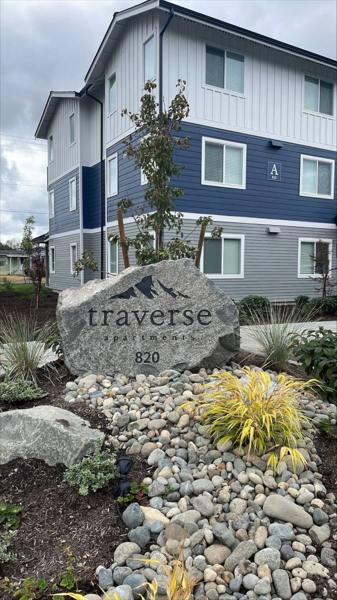 Apartment for rent at 820 Mountain Villa Dr, Enumclaw, WA 98022
