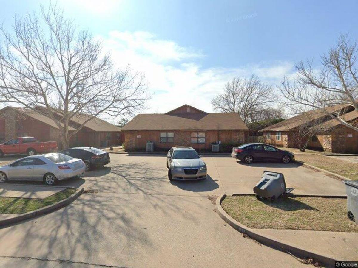 House for rent at 917 NE Tortoise Dr #A, Lawton, OK 73507