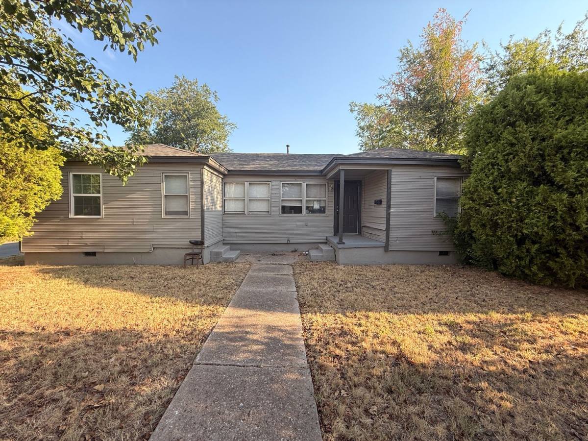 House for rent at 1529 NW Smith, Lawton, OK 73507