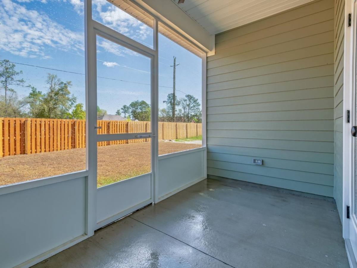 House for rent at 10 Divine Loop, Crawfordville, FL 32327