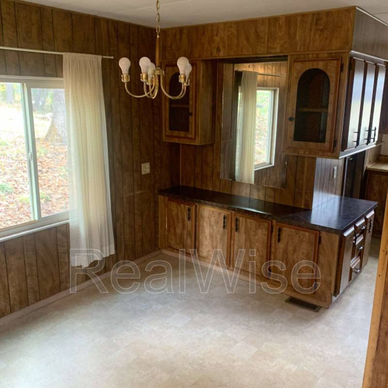 House for rent at 4620 Redwood Ave, Grants Pass, OR 97527