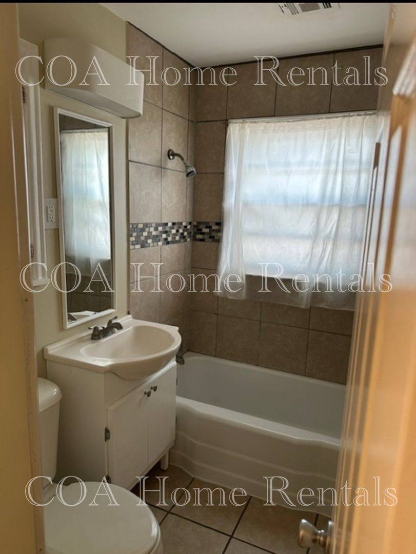 House for rent at 7308 E Castle, Wichita, KS 67207