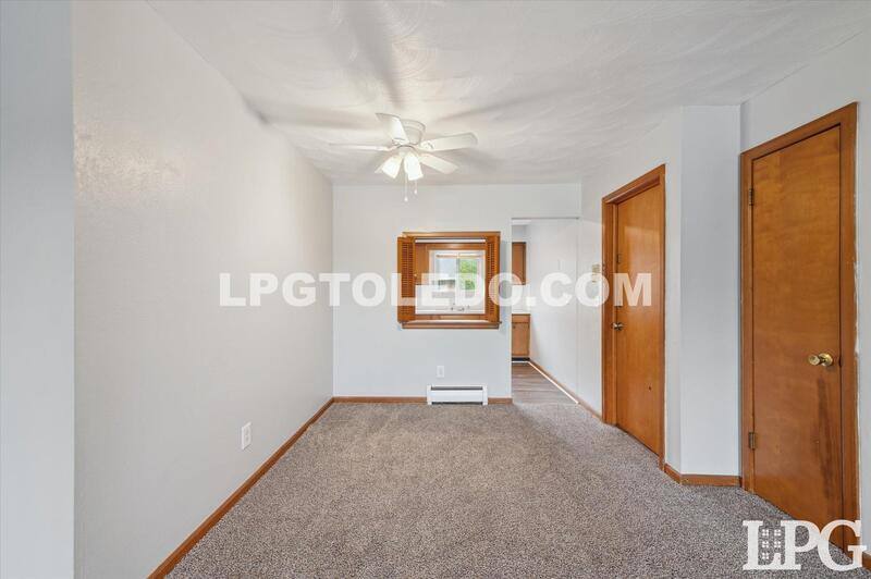 Apartment for rent at 3310 Arlington Ave #8, Toledo, OH 43614