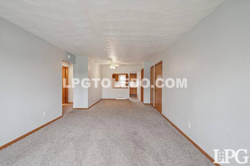 Apartment for rent at 3310 Arlington Ave #8, Toledo, OH 43614
