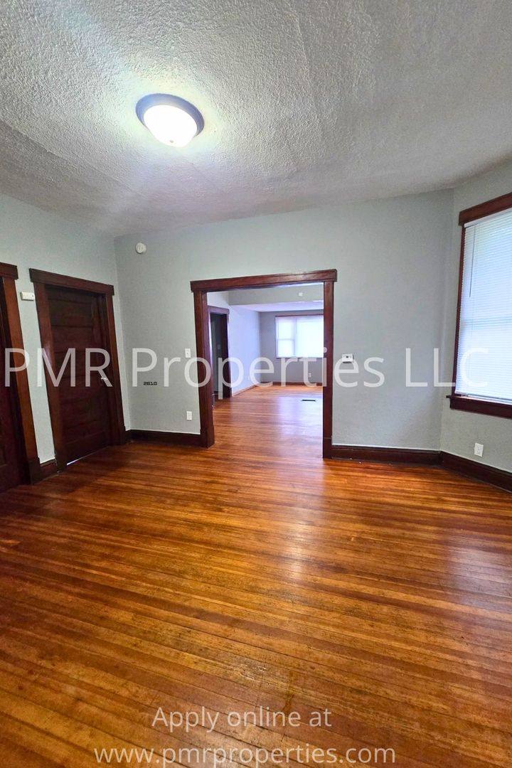House for rent at 3406 N 28th Ave, Omaha, NE 68111