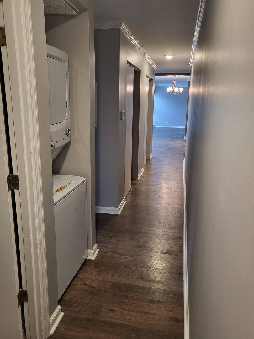 Apartment for rent at 828 Sunset Ave, Evansville, IN 47713
