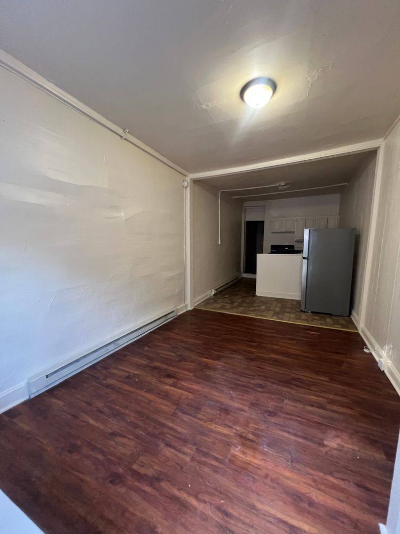 Apartment for rent at 312-314 S Queen St, Lancaster, PA 17603
