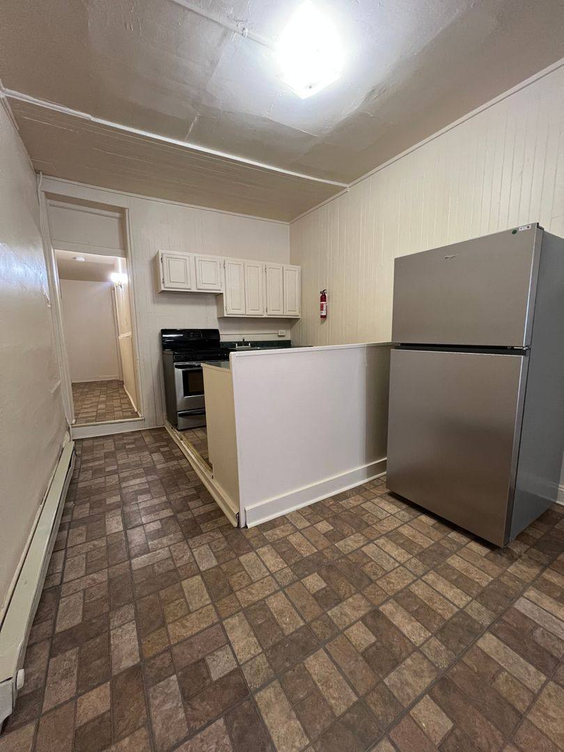 Apartment for rent at 312-314 S Queen St, Lancaster, PA 17603