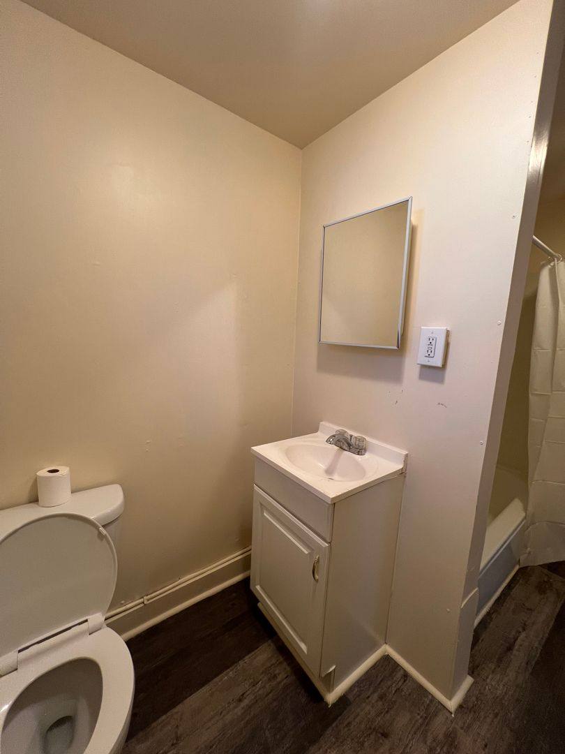 Apartment for rent at 312-314 S Queen St, Lancaster, PA 17603