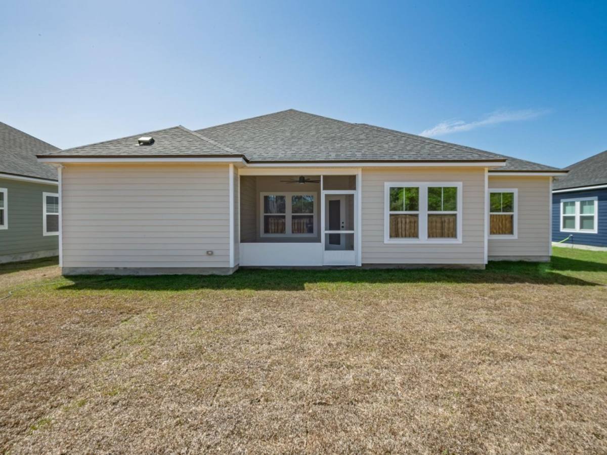 House for rent at 8 Divine Loop, Crawfordville, FL 32327