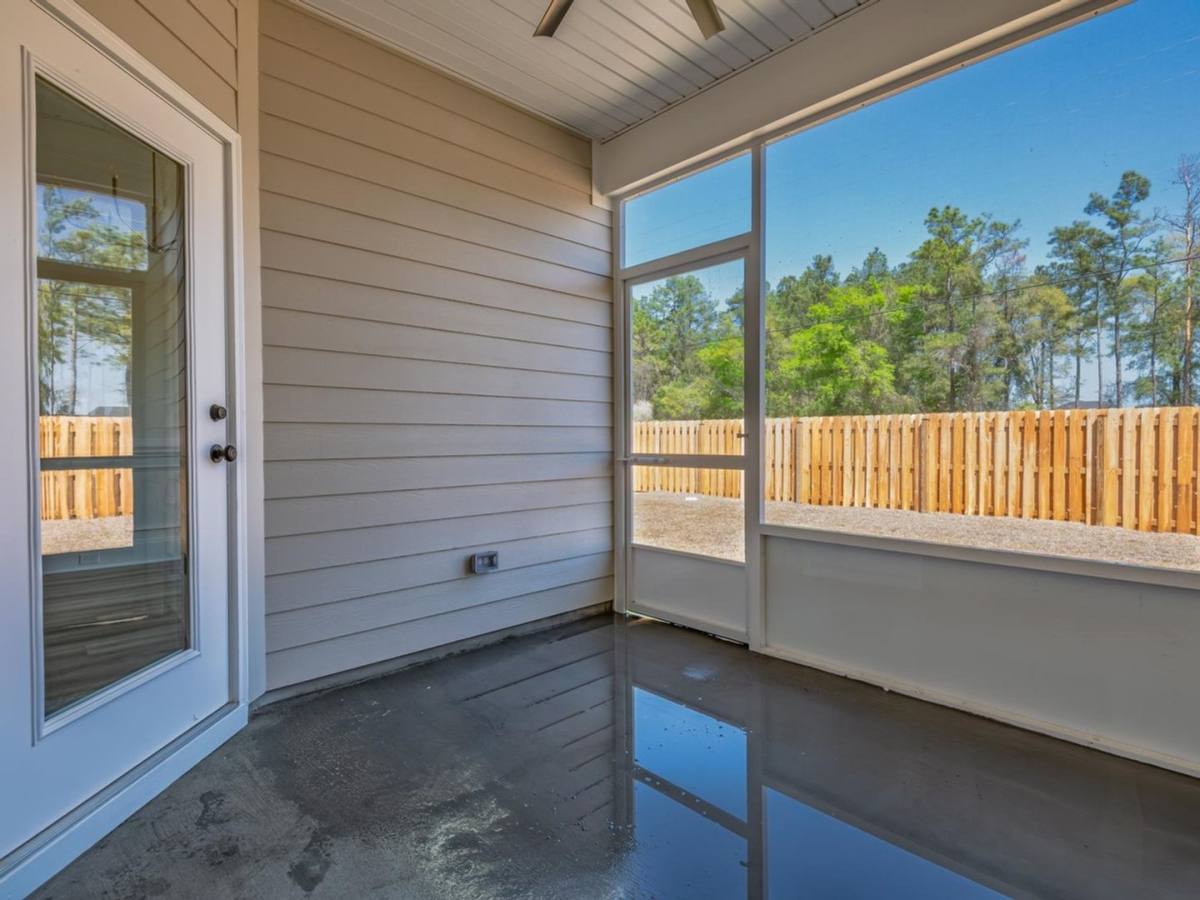 House for rent at 8 Divine Loop, Crawfordville, FL 32327