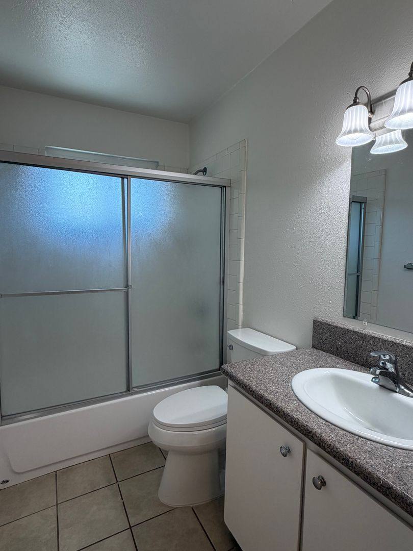 Condo for rent at 6516 Bremen Dr, Citrus Heights, CA 95621