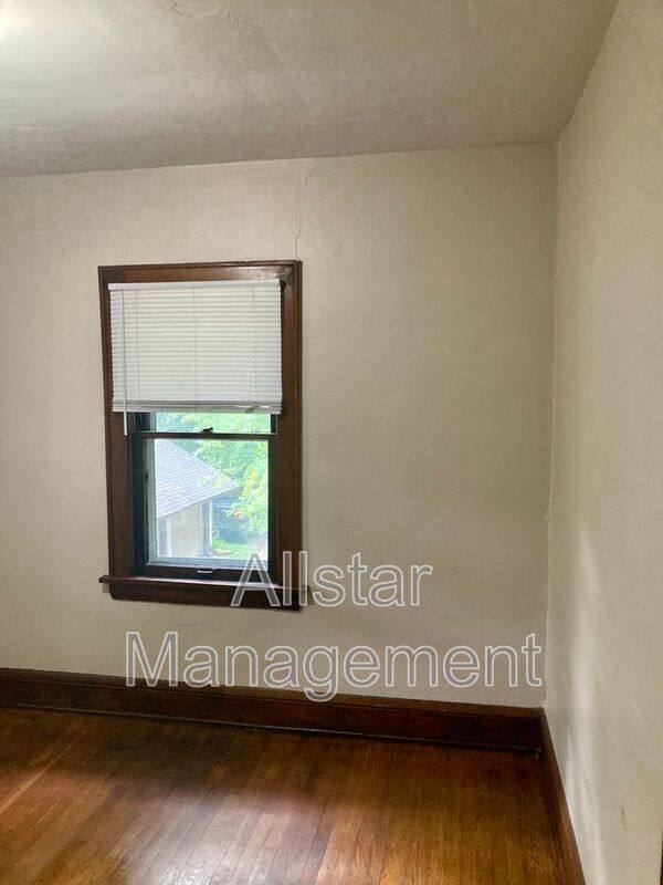 Apartment for rent at 598 Blaine Ave #3, Akron, OH 44310