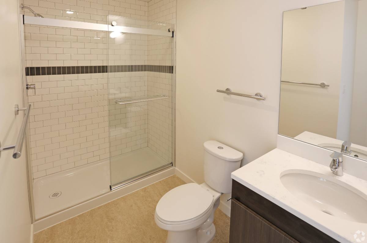 Apartment for rent at 1115 SW Market St, Portland, OR 97201