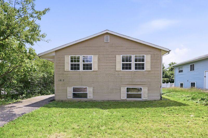 House for rent at 1813 26th Ave, Columbus, OH 43219