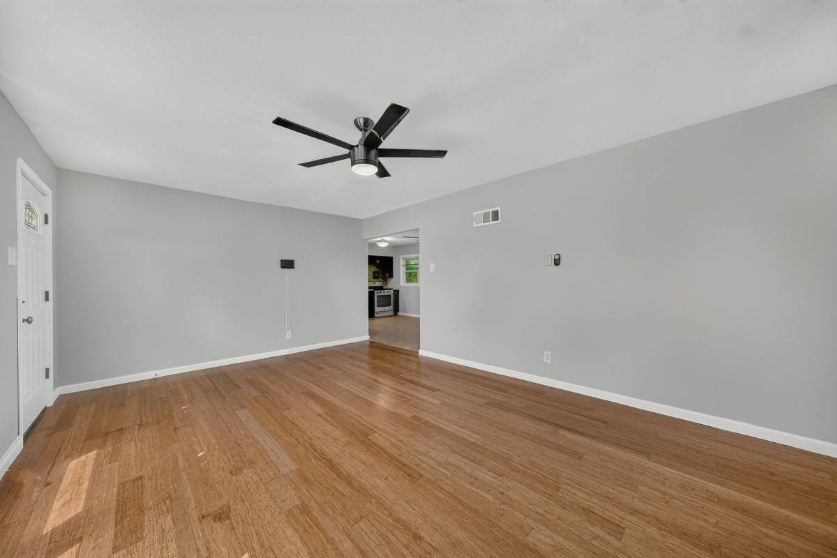 House for rent at 2059 Wilbert Dr, St. Louis, MO 63136