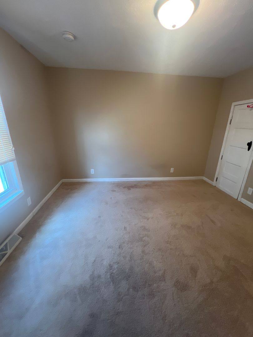 House for rent at 2429 S 9th, Springfield, IL 62703