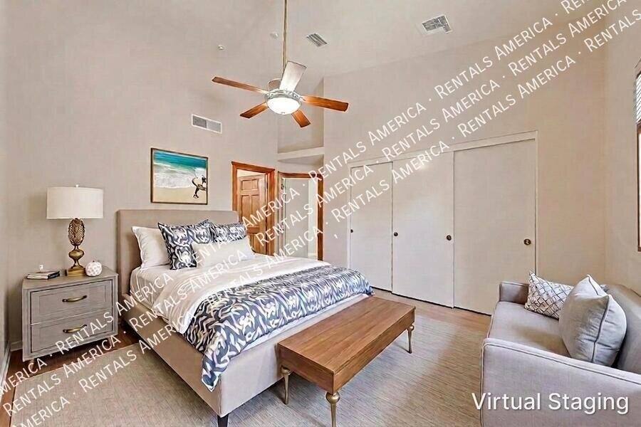Townhouse for rent at 10021 N 66th Ave, Glendale, AZ 85302