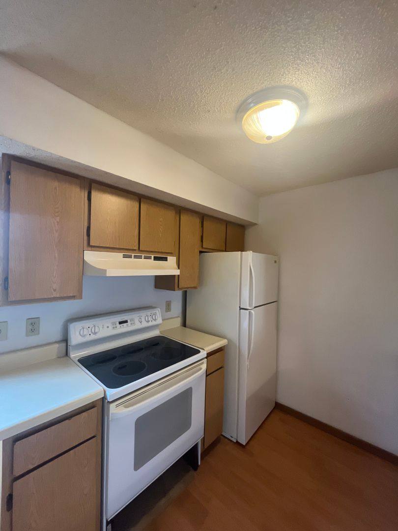 Apartment for rent at 3409-3413 Gaines Mill Rd, Springfield, IL 62704