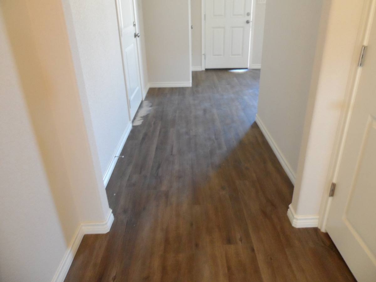 Apartment for rent at 1208 Country Club Rd, Cleburne, TX 76033